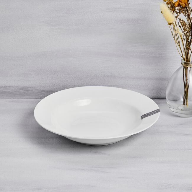 Ruby Hart 8.5" Rim Soup Plate